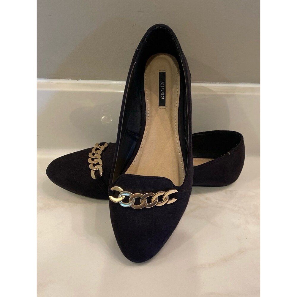Flats Black Forever 21 Shoe Size ? 8 - 8.5 Faux Suede Almond‎ Toe Gold Hardware